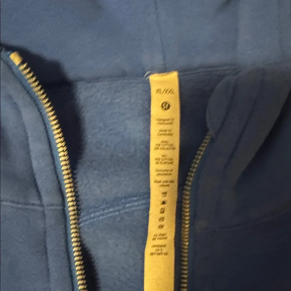 Lululemon Cropped Oversized Scuba - Picture 2 of 5